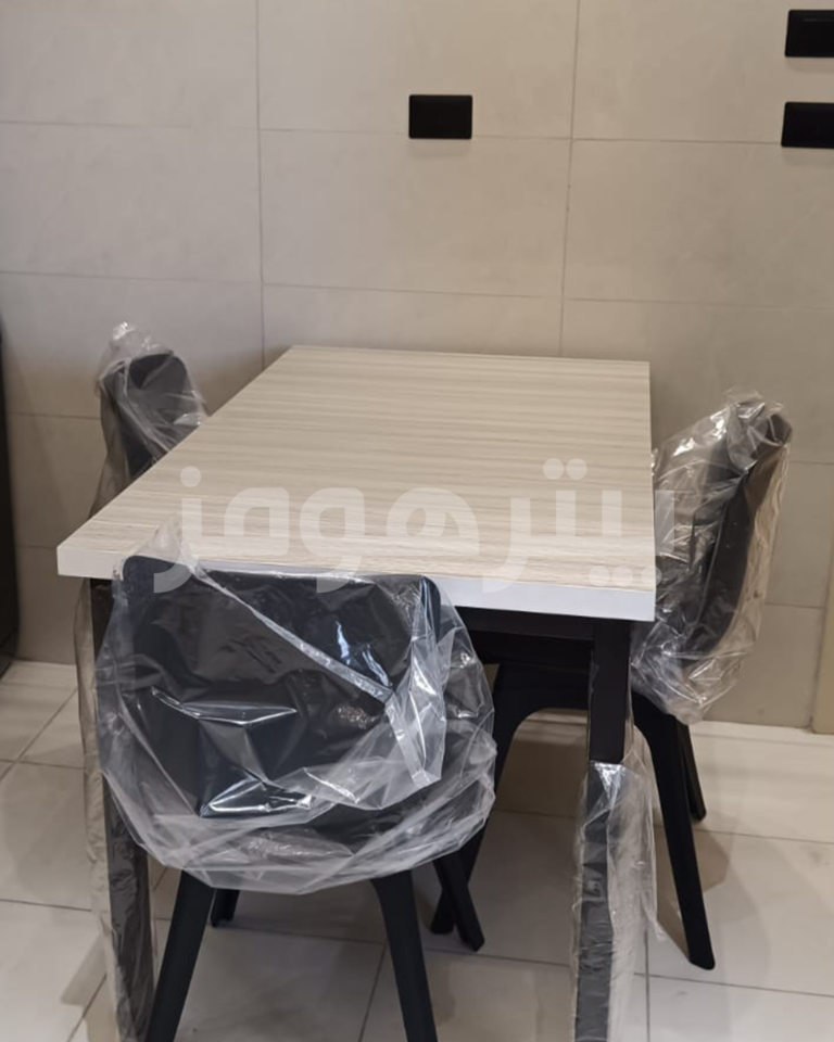 شقه للبيع  