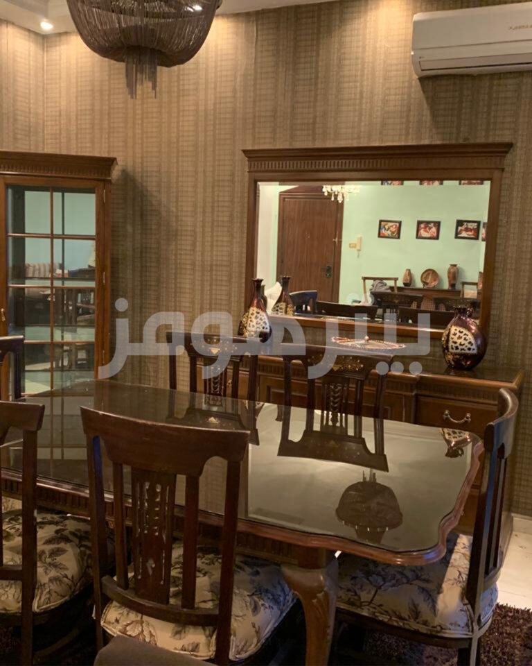 شقه للبيع 