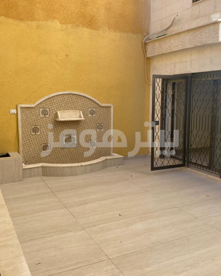 دوبلكس أرضي و شبه ارضي للبيع  